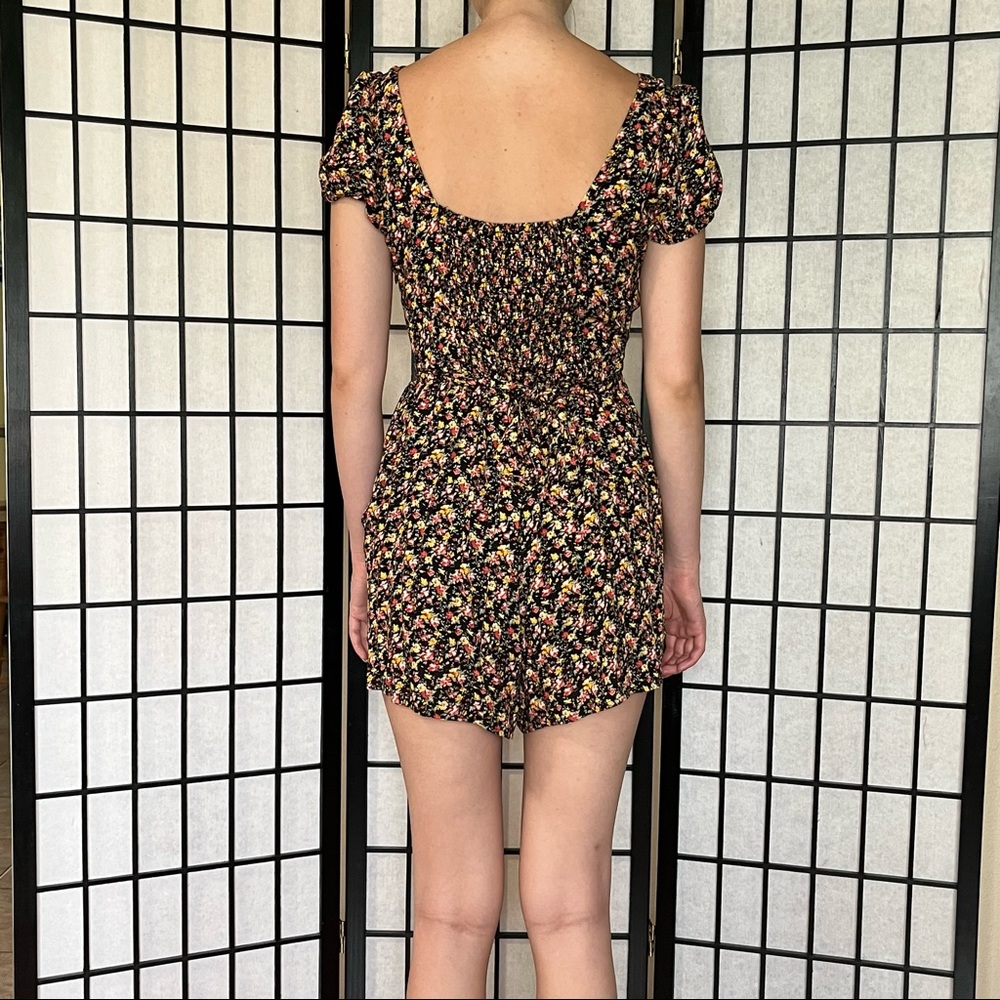 CUTE ROMPER - Picture 2 of 3